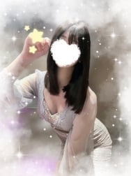 눈을 떼지 마라( ᴗ ̫ ᴗ )♡𓈒𓏸︎︎︎︎