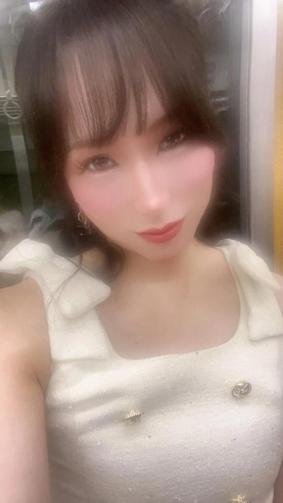 🩷 Reina가 0시를 알려드립니다 🩷
