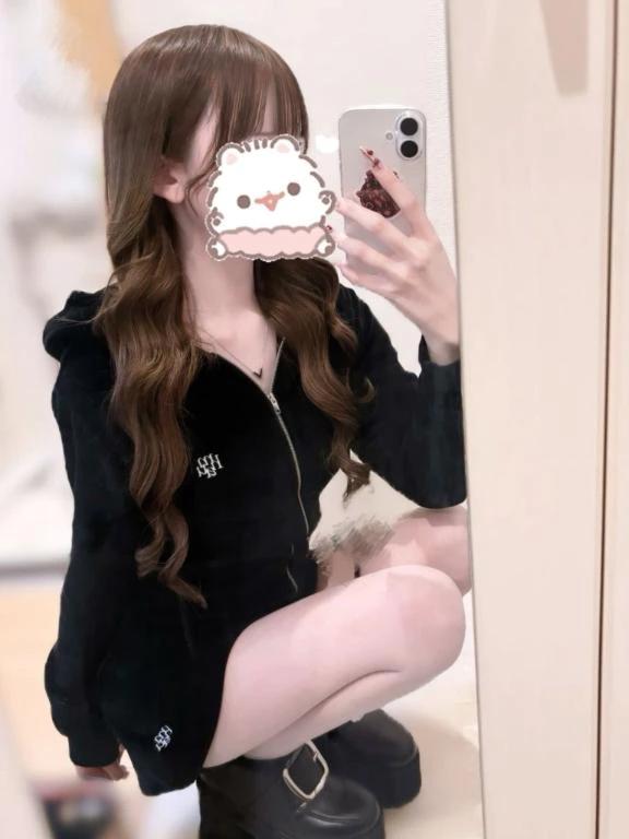 오늘 에밀리 출근! ︎