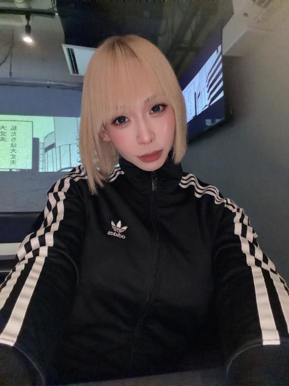 "오늘의 예약 우레민 🥰"