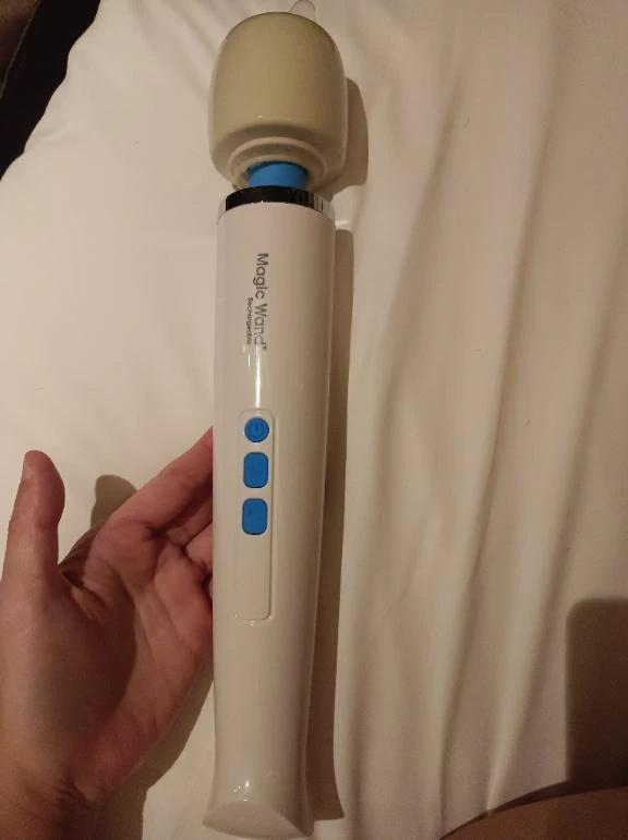 무슨 일이야 이야기를 소음으로 말하면? 웃음