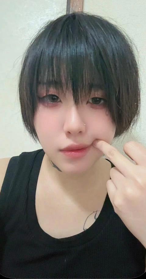 슈