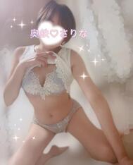 안녕하세요(⁎⁍̴̛ᴗ⁍̴̛⁎)! !